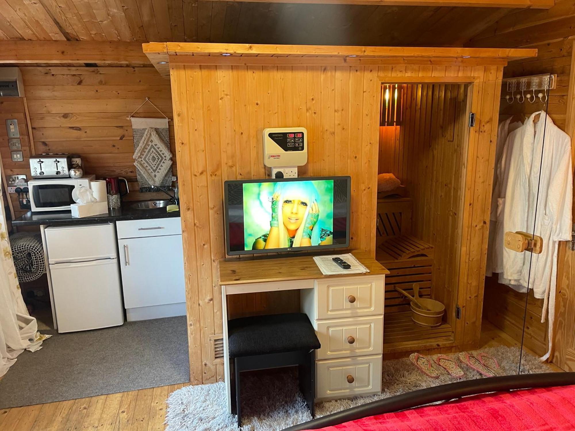 Chalet Free Sauna & Spa Superking Bed Killaloo Exterior foto